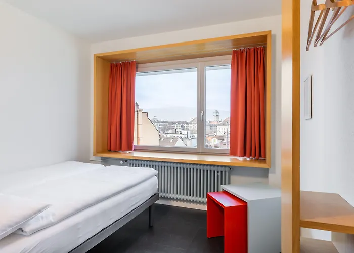 Hotel Marta - 1950'S Architecture In Zurich'S Vibrant Old Town, Near Main Station